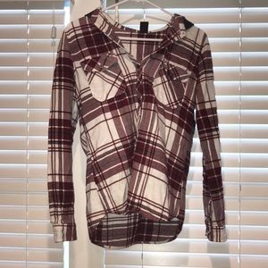 Tilly’s hooded flannel